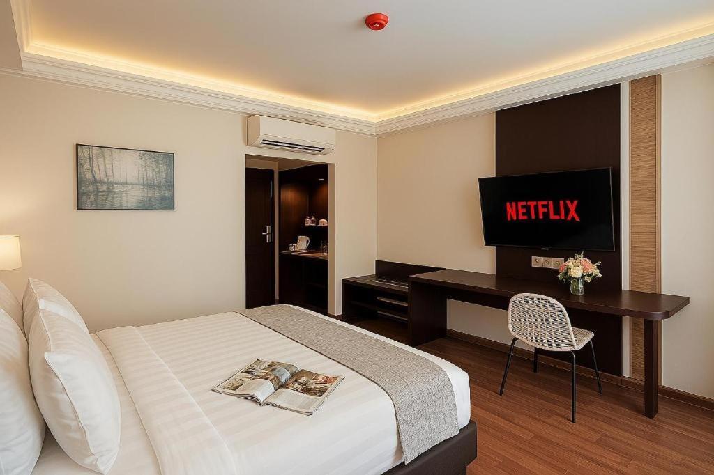 Bentani Hotel & Residence チルボン エクステリア 写真