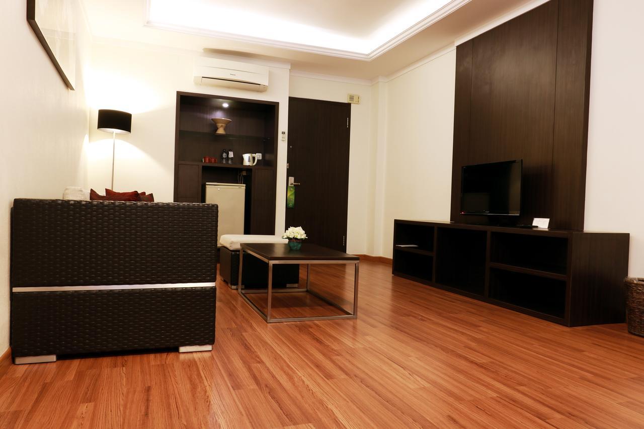 Bentani Hotel & Residence チルボン エクステリア 写真